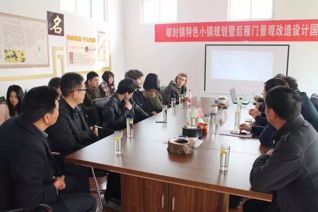 一批批參觀團(tuán)為何頻頻到云臺(tái)冰菊基地參觀？